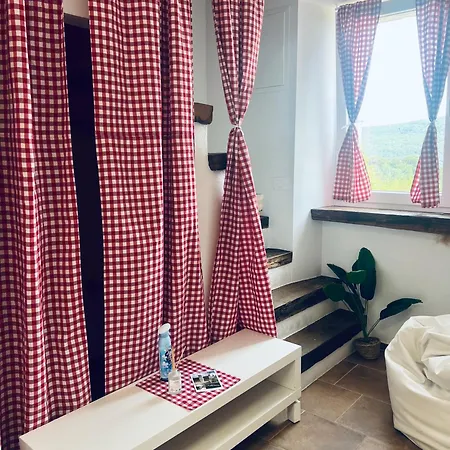 Hramisce, Botega Apartment