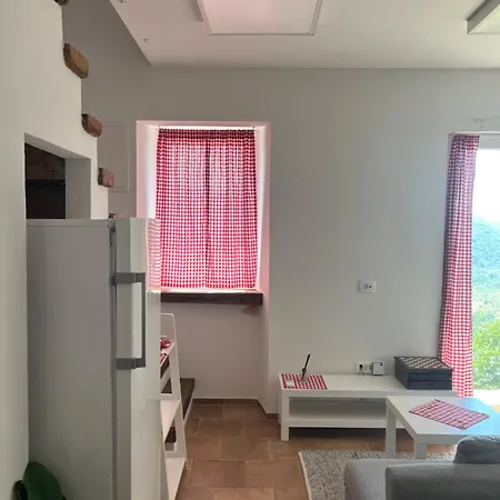 Apartment Hramisce, Botega *