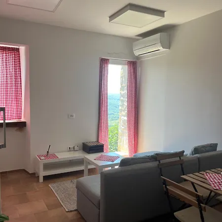 Apartment Hramisce, Botega Smarje (Koper)